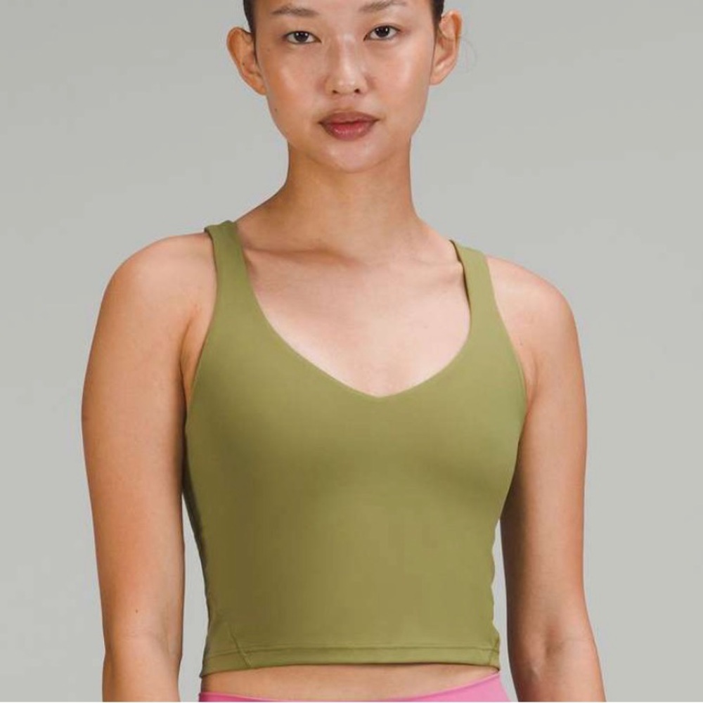 NWOT LuluLemon Align Tank in green size 2